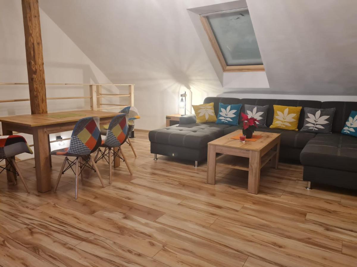 Apartman Konirna هاراشوف المظهر الخارجي الصورة