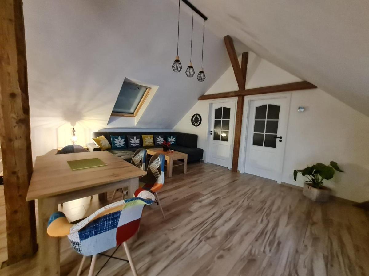 Apartman Konirna هاراشوف المظهر الخارجي الصورة