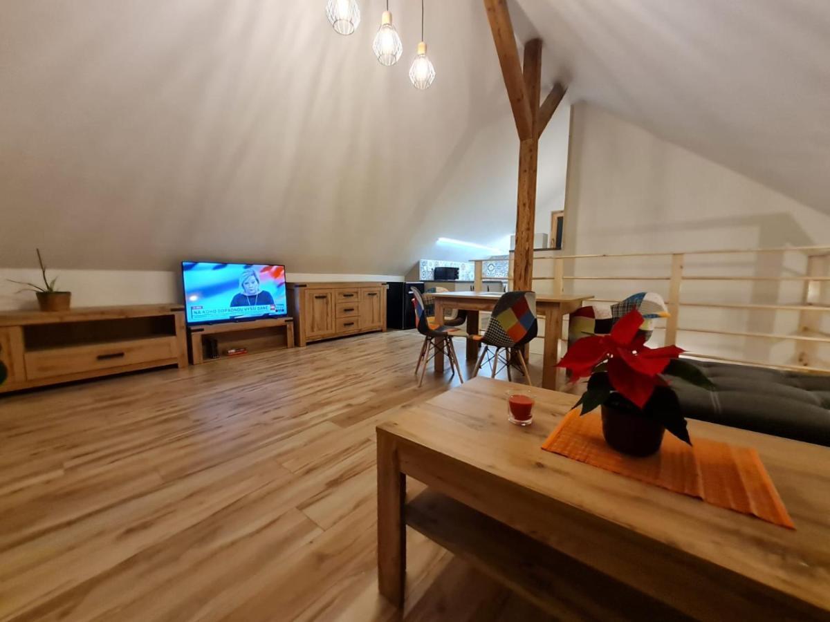 Apartman Konirna هاراشوف المظهر الخارجي الصورة